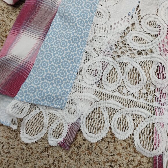 3624 Size XL Upcycled Kim Rogers Button Down Shirt in Pink and Blue With Lace. - Picture 6 of 13